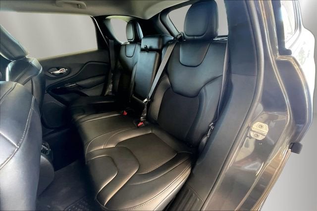 2019 Jeep Cherokee Altitude