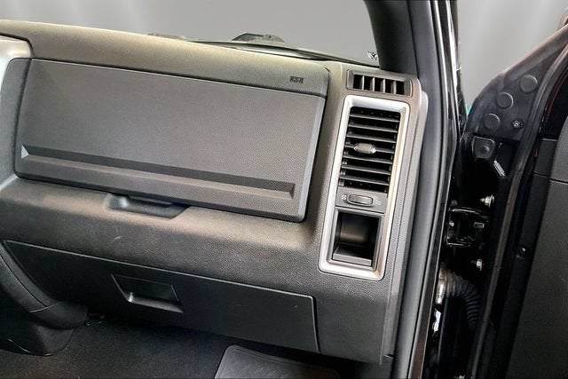 2024 RAM 1500 Classic Warlock Quad Cab 4x4 6'4" Box
