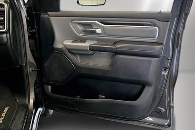 2020 RAM 1500 Big Horn Crew Cab 4x4 5'7" Box