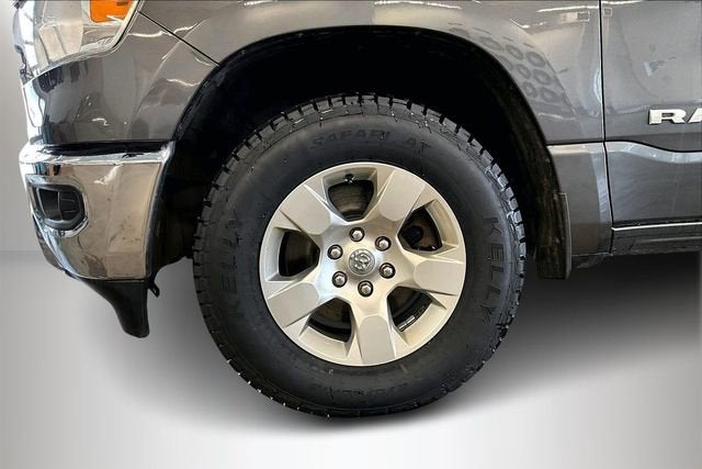 2020 RAM 1500 Big Horn Crew Cab 4x4 5'7" Box