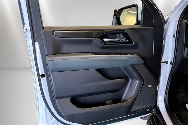 2025 GMC Yukon AT4