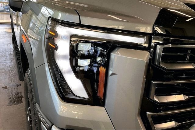 2025 GMC Sierra 2500 HD AT4