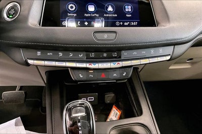 2022 Cadillac XT4 AWD Luxury