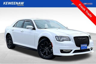 2023 Chrysler 300 Touring L AWD