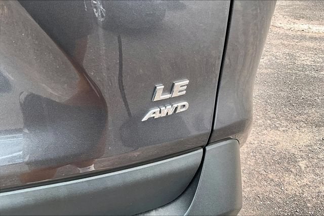 2022 Toyota RAV4 LE