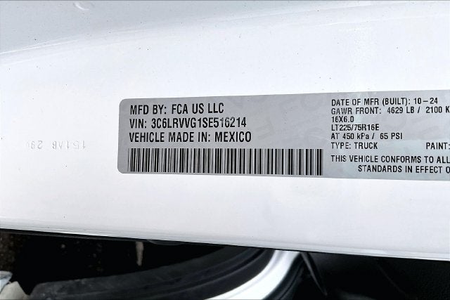2025 RAM ProMaster Cargo Van Tradesman