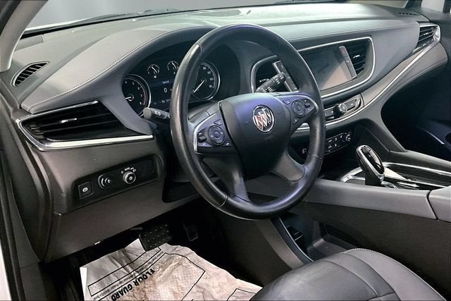2020 Buick Enclave Essence