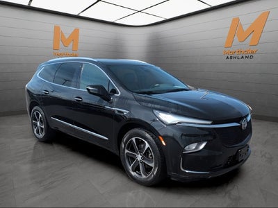 2022 Buick Enclave Essence