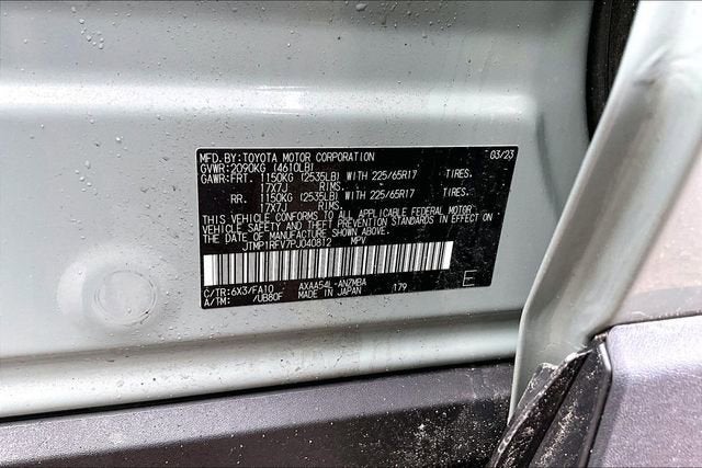 2023 Toyota RAV4 XLE