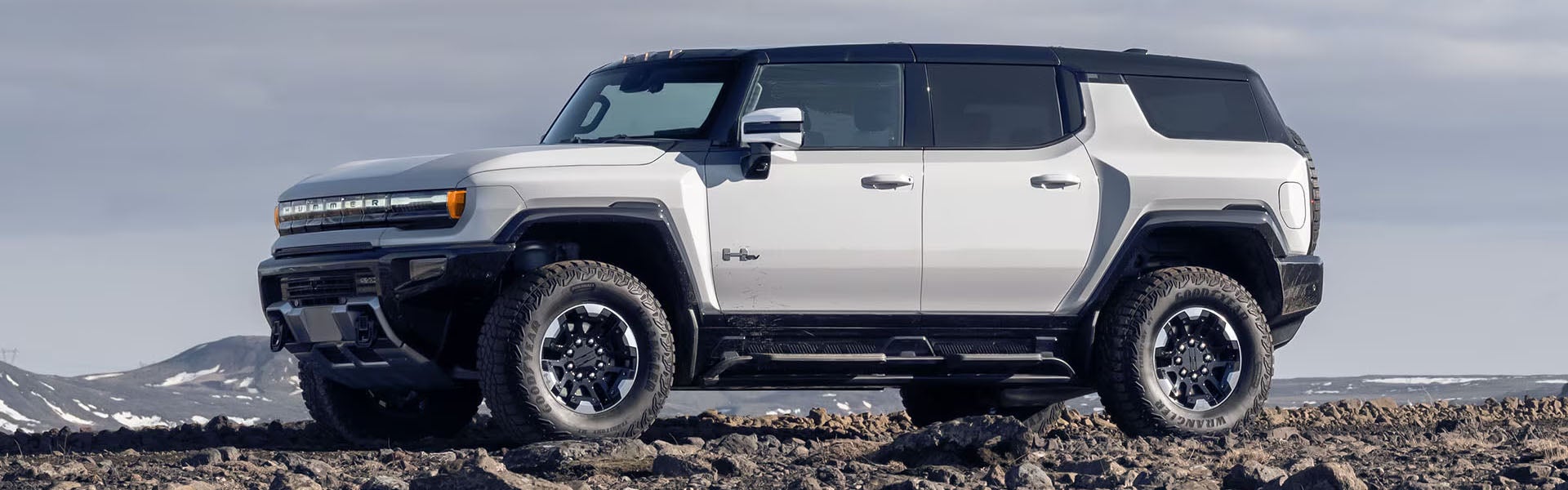2025 GMC Hummer EV SUV Near Houghton, MI